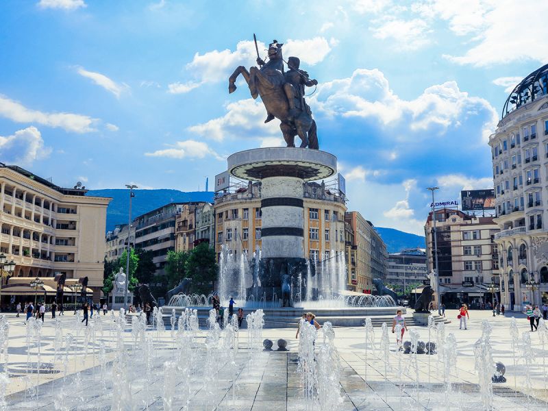 VİZESİZ İZMİR HAREKETLİ UÇAKLI BALKAN TURU